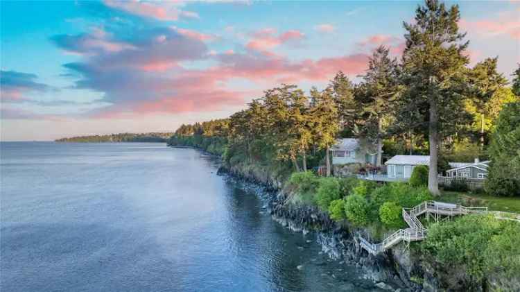 Oceanfront Estate Cordova Bay - Unique Property w Guest House & Studio