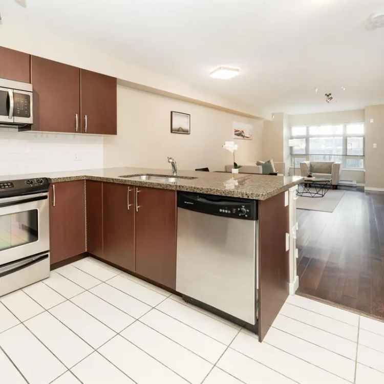 Spacious Burnaby South Condo Near Skytrain