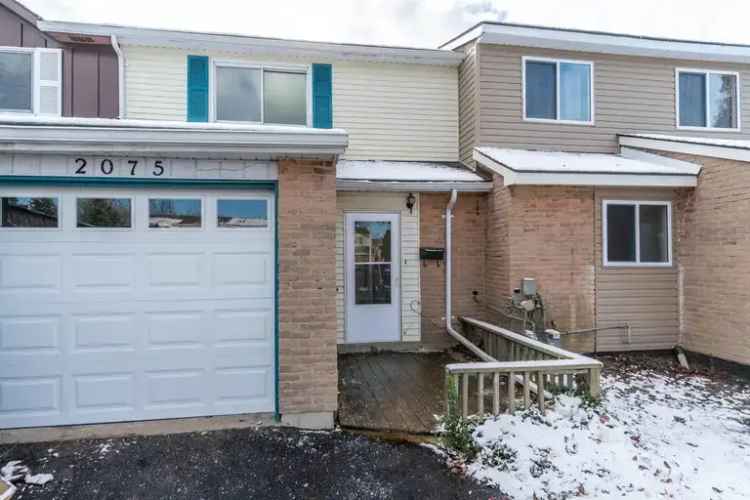 Townhouse for Rent in Sarnia with Private Yard and Extra Living Space