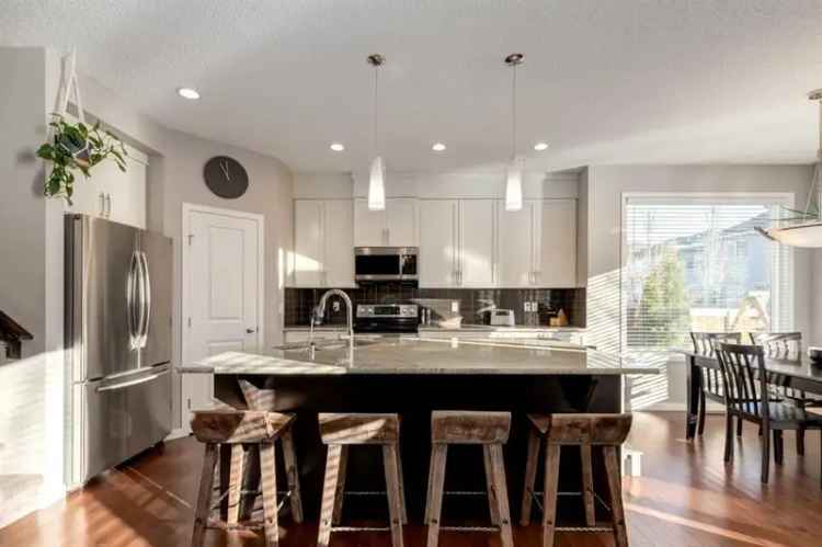 House For Sale in Calgary, Alberta