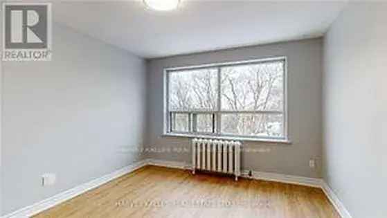 1 room apartment of 283 m² in Toronto