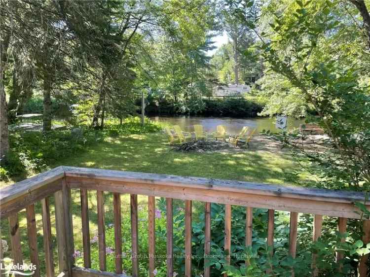 House For Sale in Huntsville, Ontario