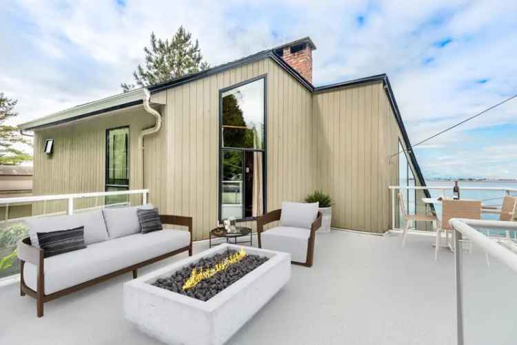 A $1,799,000.00 House/Single Family with 3 bedrooms in English Bluff, Tsawwassen