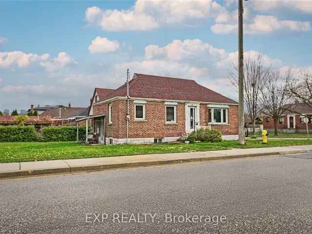 1948 Bungalow  South Etobicoke Redevelopment Opportunity