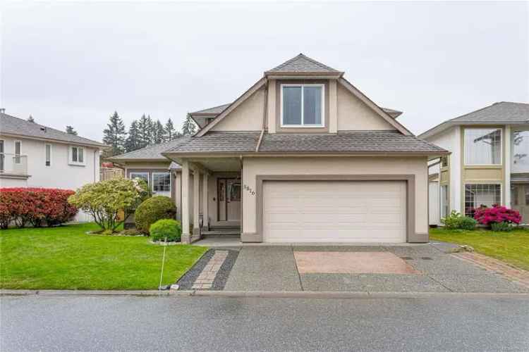 Lakeside Estate Custom Home 4 Bed 3 Bath