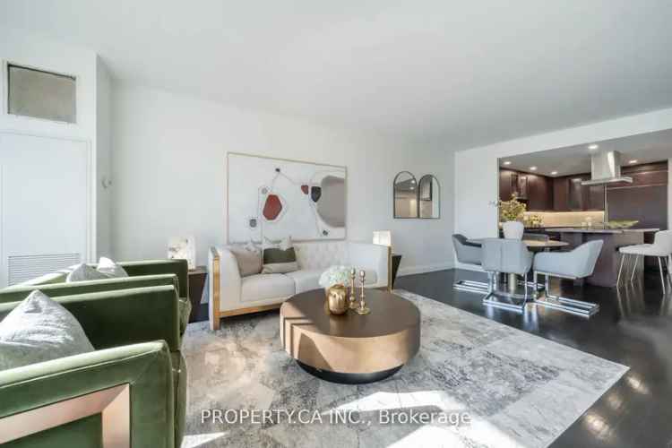 Yorkville Condo: Updated 1+Den with Private Terrace