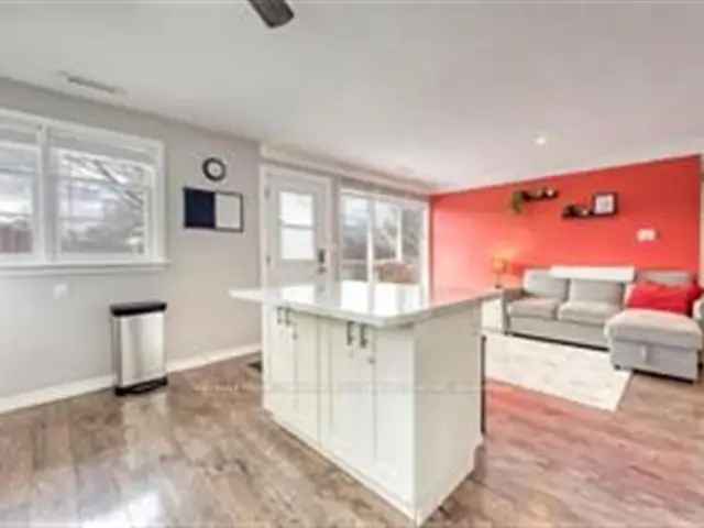 House For Sale in 702, Rayburne Avenue, Sarnia, Ontario