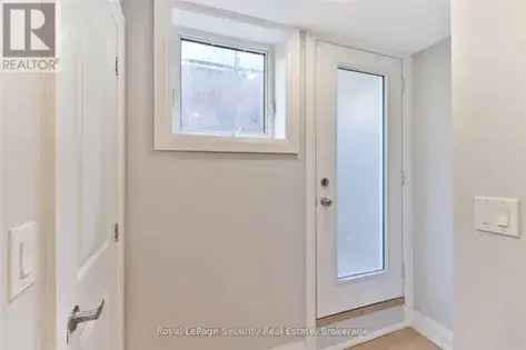 1 room apartment of 100 m² in Toronto