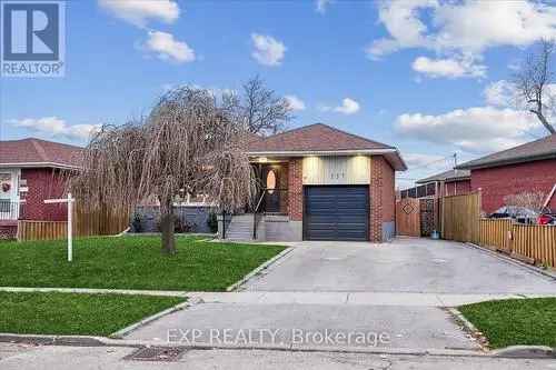 House For Sale In Kingsview Village, Toronto, Ontario