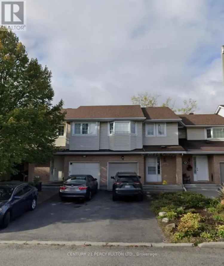 Spacious Family Home in Emerald Woods Sawmill Creek Ottawa