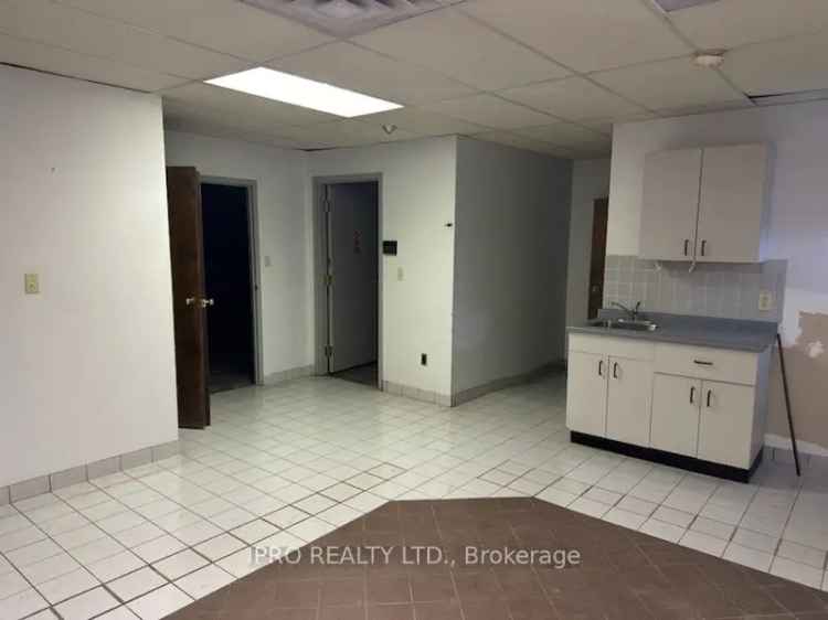 44 1/2 Facer: Prime Commercial Real Estate with M1 Zoning