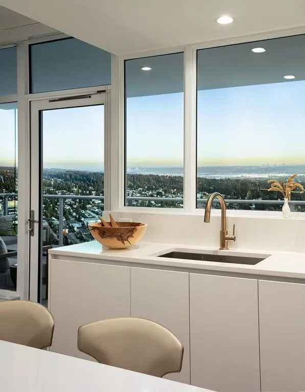 Condo For Sale in Coquitlam, British Columbia