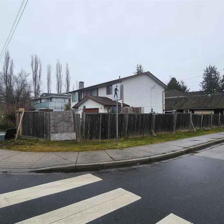 House for Sale Near City Centre - Duplex Zoning