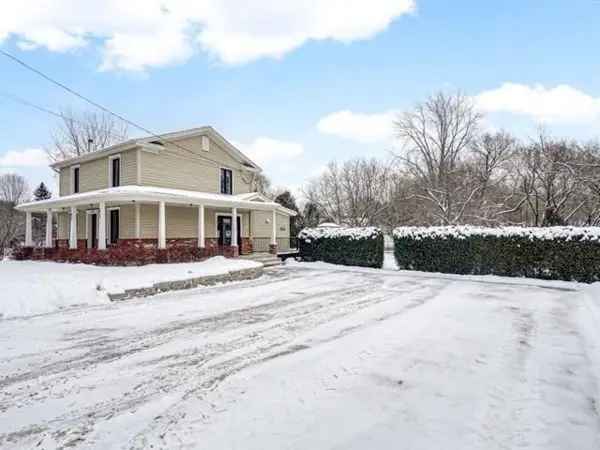 Two Storey House for Sale Laurentides