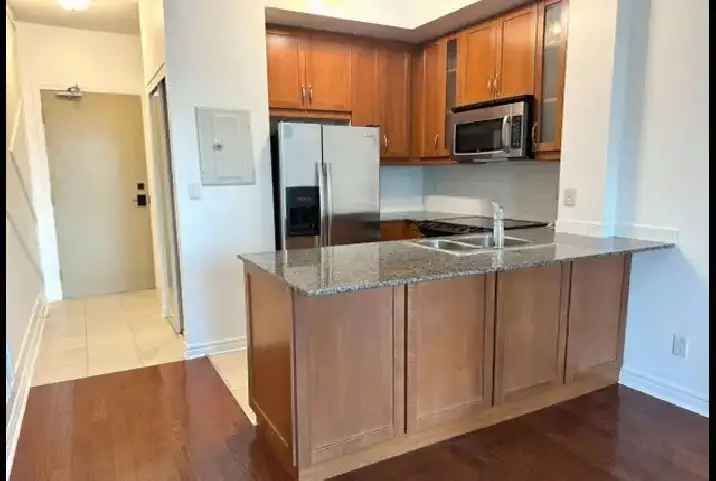 LEASE: 1BR 1WR Heat, Water, Locker, Parking Included