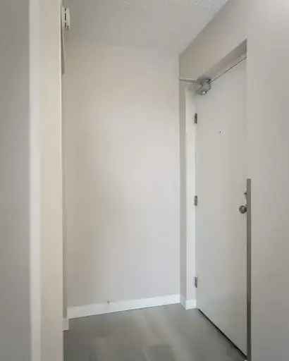 Rent Apartment in Winnipeg with Balcony and All Utilities Included