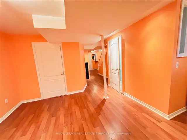 Meadowvale Village Semi-Detached Home 3 Beds Finished Basement