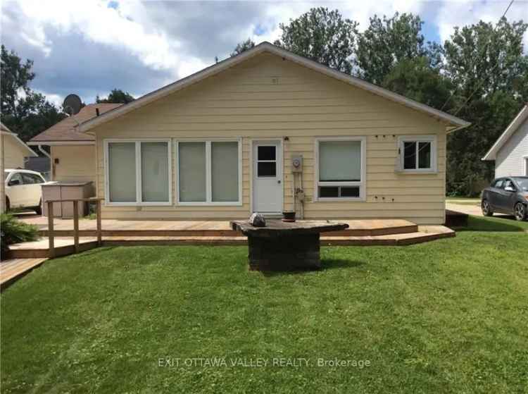 House For Sale in Deep River, Ontario