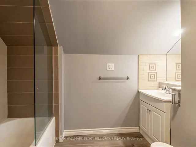 House For Sale in Essa, Ontario