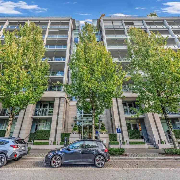 For Sale: 1 Bedroom Apartment in Olympic Village with Garden Views