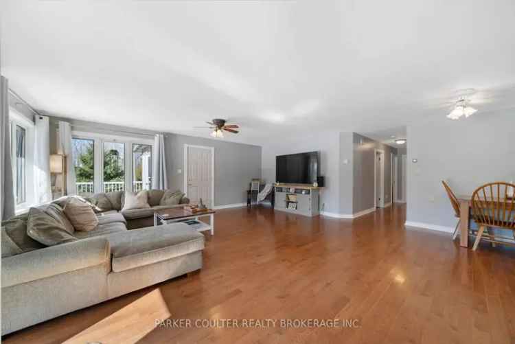 McKellar Family Home 3BR 2 Acres Tennis Court Updated Roof