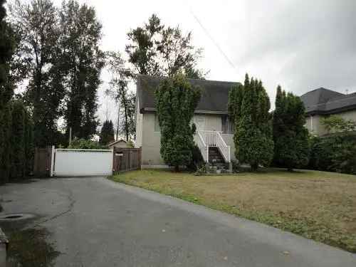 House For Sale In Surrey, British Columbia