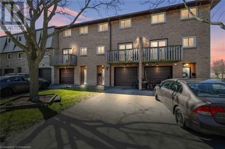 3 Bed 2 Bath Townhouse in Hamilton Berrisfield