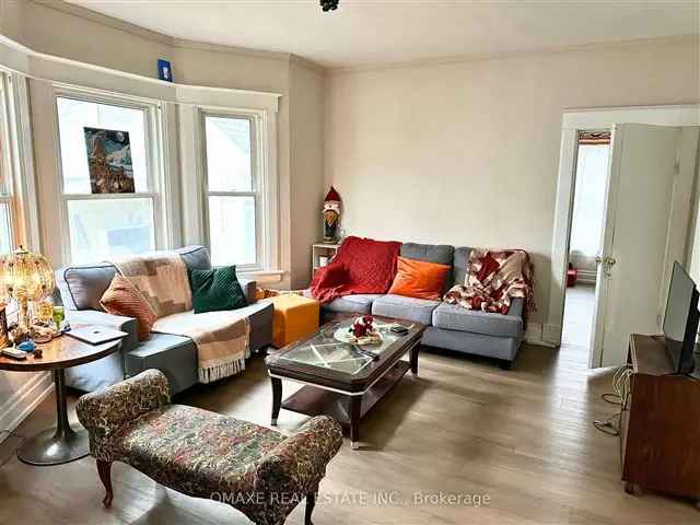 House For Sale in Niagara Falls, Ontario