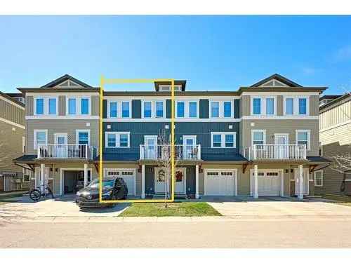 Modern Townhome For Sale In Evanston Calgary