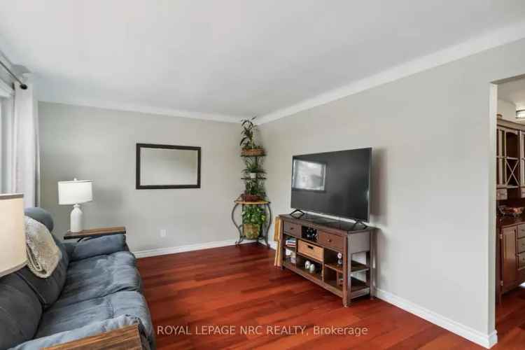 Stamford Centre 3 Bed 2 Bath Brick Bungalow - Freshly Updated