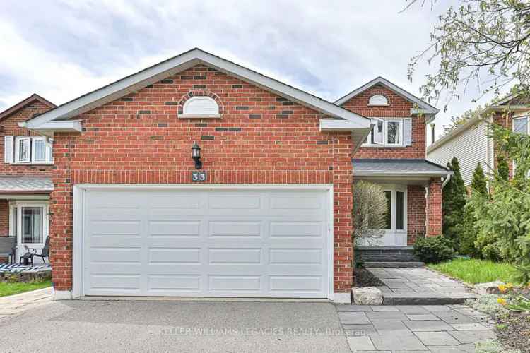 House For Sale in 33, Moffat Crescent, Aurora, Ontario