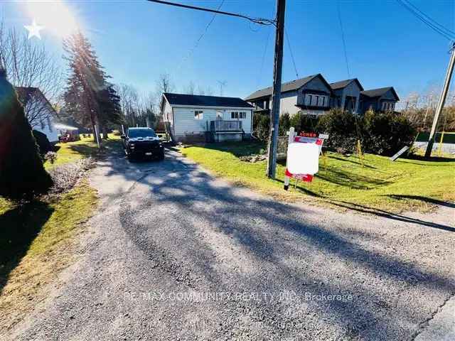 2-Bedroom Bungalow in Clarington Country Living Modern Convenience