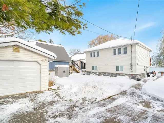 Waterfront Home with Panoramic Views Updated Kitchen and Gas Fireplace