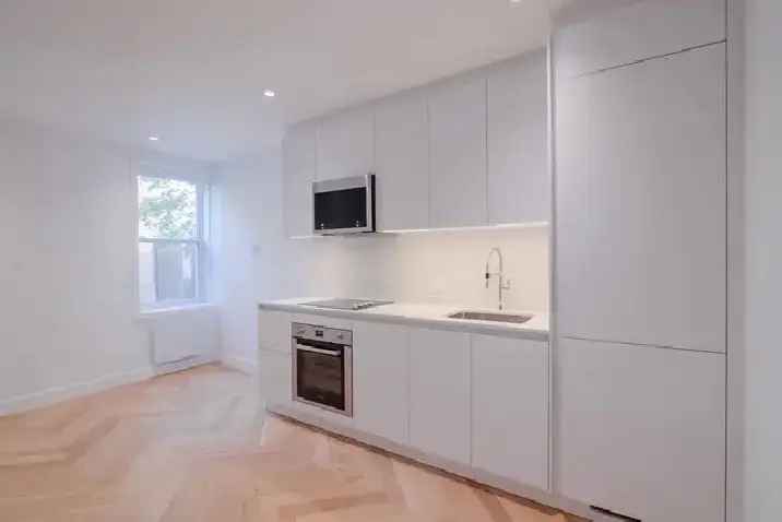 Renovated 1-Bedroom Apartment in Outremont