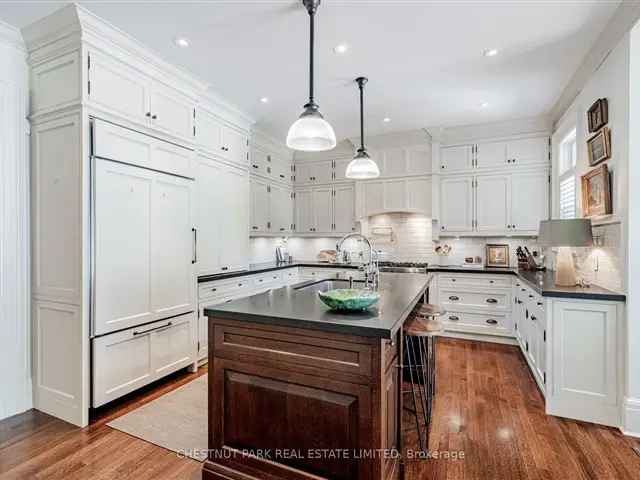 Luxury Rosedale Home: 4-5 Beds, Steps to Subway