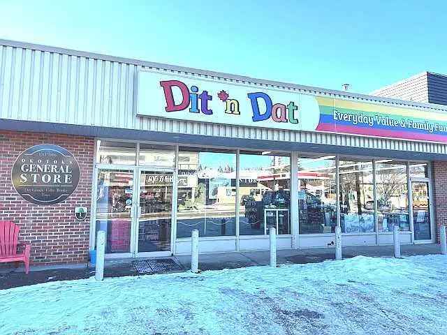 Commercial property For Rent in Okotoks, Alberta