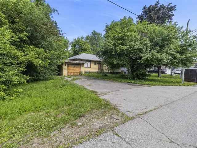 House For Sale in Richmond Hill, Ontario