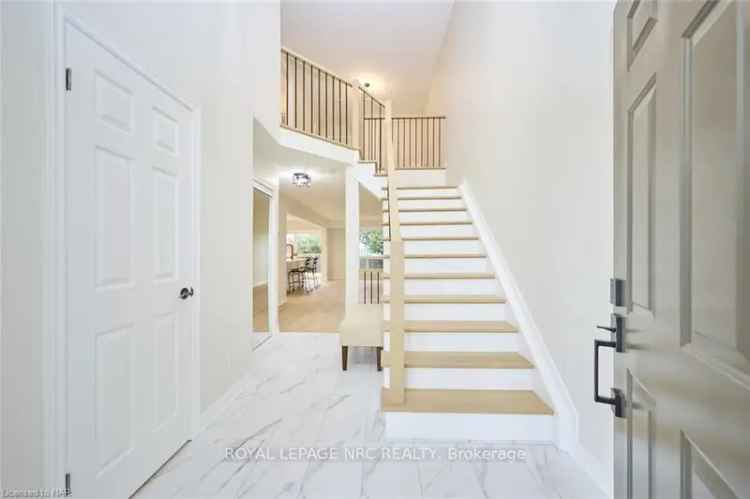 Buy renovated townhome in Virgil with modern kitchen and spacious layout