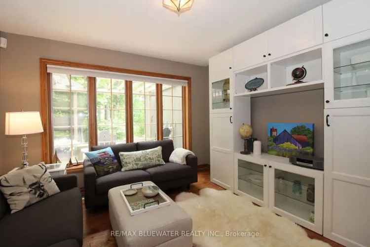 Lake Huron Beachfront Home 4 Beds 3 5 Baths Private Setting