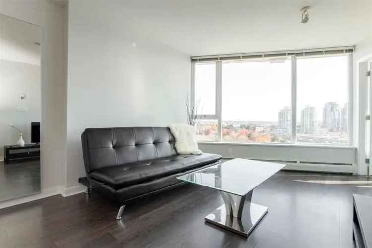 1 Bed + Den + Solarium w Mountain Seawall Views Near Rogers Arena