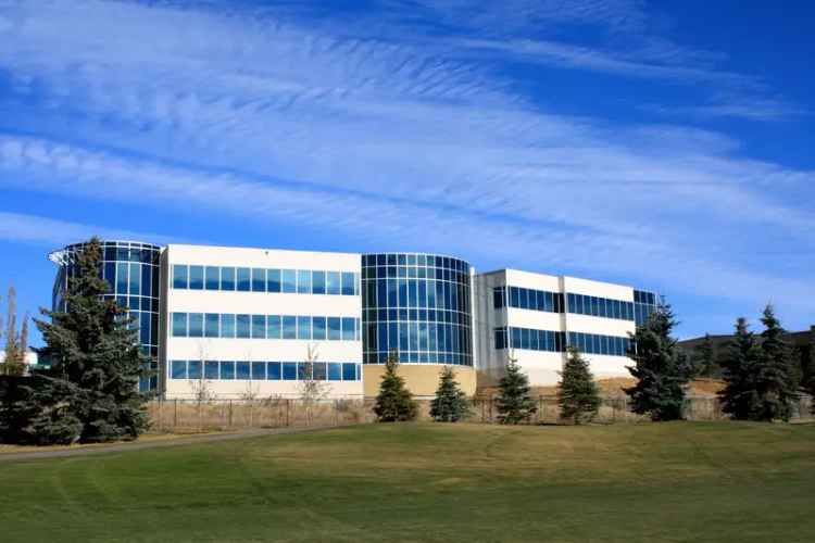 Office building For Rent in 110, Country Hills Landing NW, Calgary, Alberta