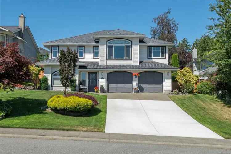 Updated 4-Bedroom Willow Point Home Ocean View