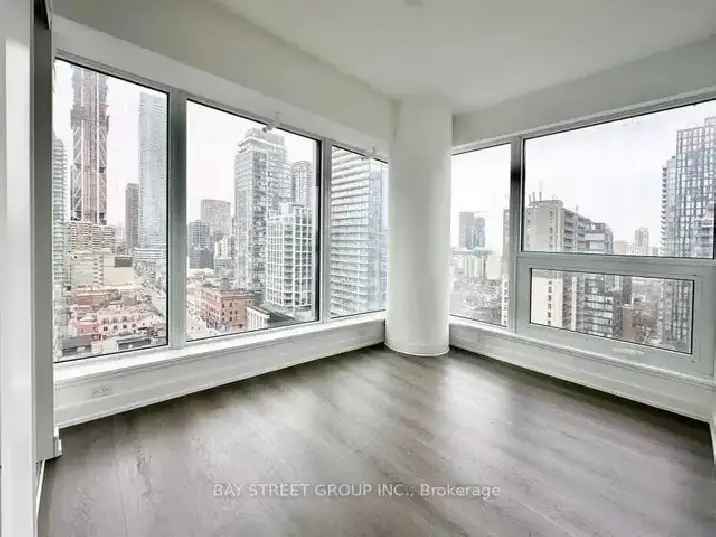 Downtown Toronto 3-Bed 2-Bath Condo Parking Available Now