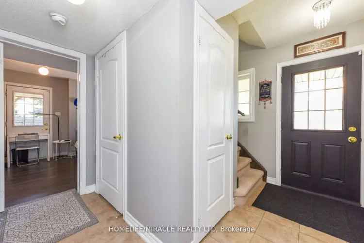 House For Sale in 2, October Place, Brampton, Ontario