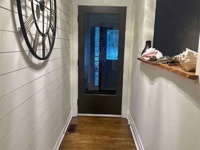 House For Sale in St. Thomas, Ontario