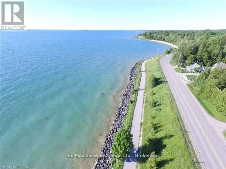 Luxury Lakefront Home in Saugeen Shores