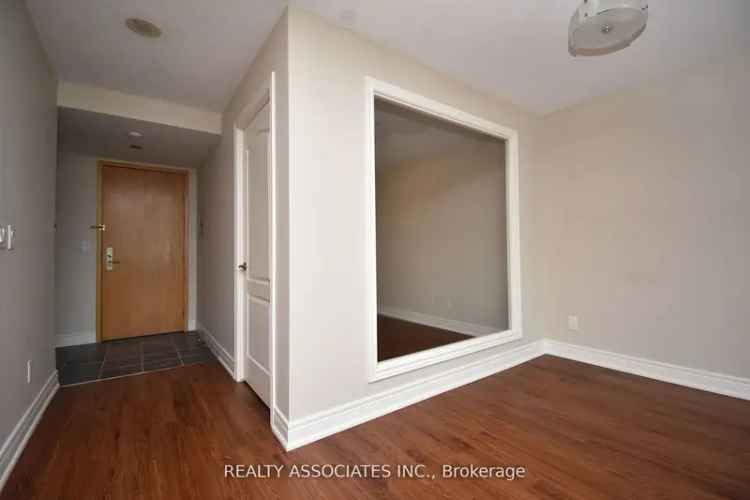 Condo For Sale in Markham, Ontario