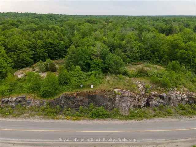 6.06 Acre Estate Lot near Georgian Bay