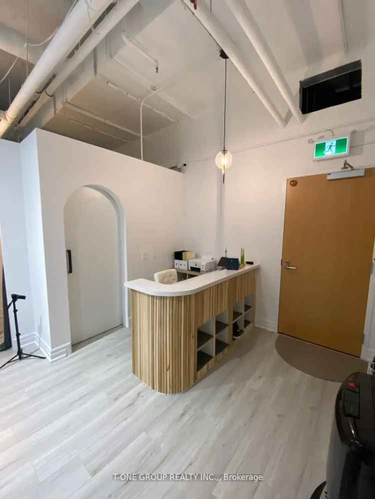 Commercial property For Sale in Toronto, Ontario