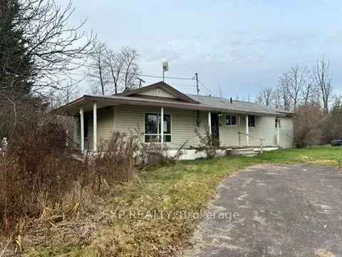 House For Sale in Admaston/Bromley, Ontario